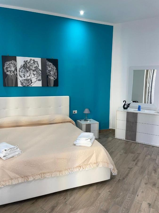 Dormire A Napoli Centro Holiday House Casa Vacanza Eksteriør billede