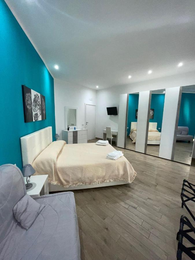 Dormire A Napoli Centro Holiday House Casa Vacanza Eksteriør billede