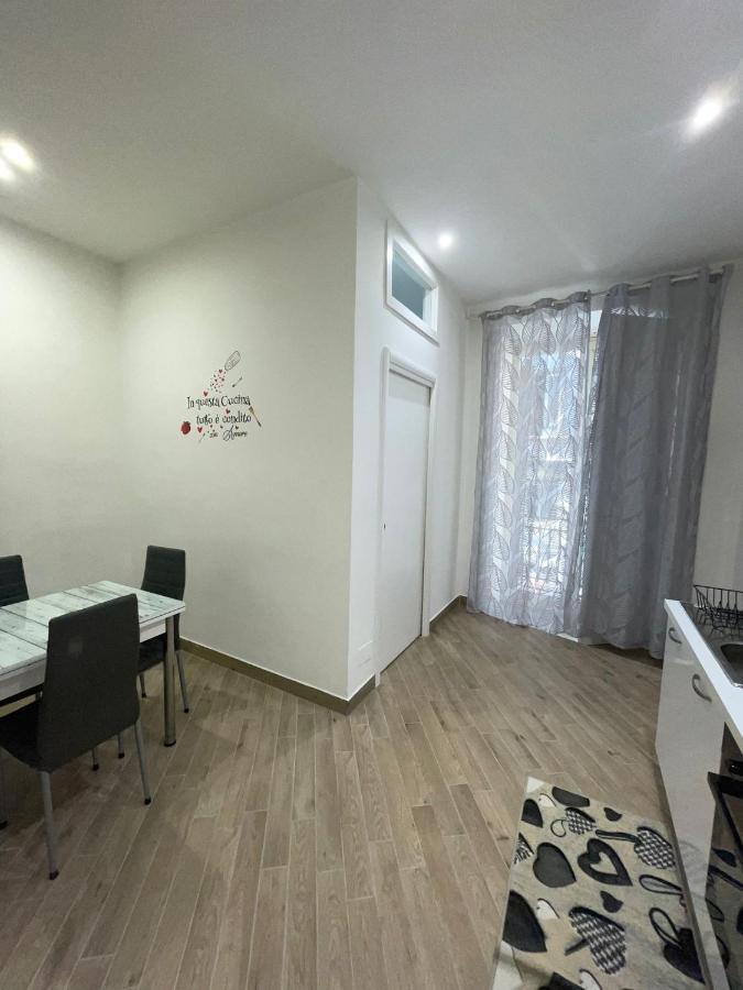 Dormire A Napoli Centro Holiday House Casa Vacanza Eksteriør billede