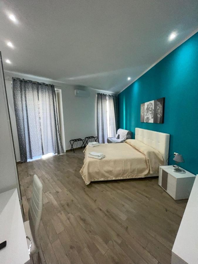 Dormire A Napoli Centro Holiday House Casa Vacanza Eksteriør billede