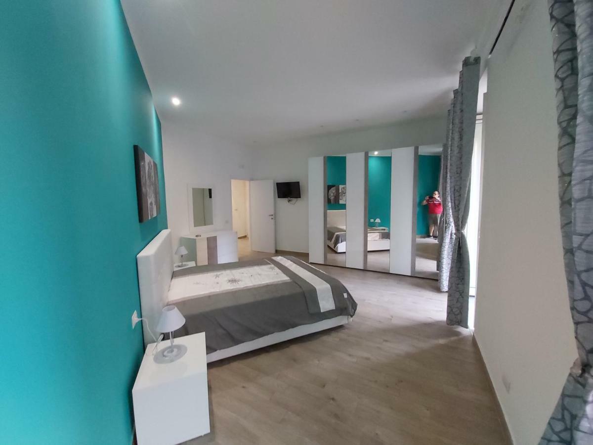 Dormire A Napoli Centro Holiday House Casa Vacanza Eksteriør billede